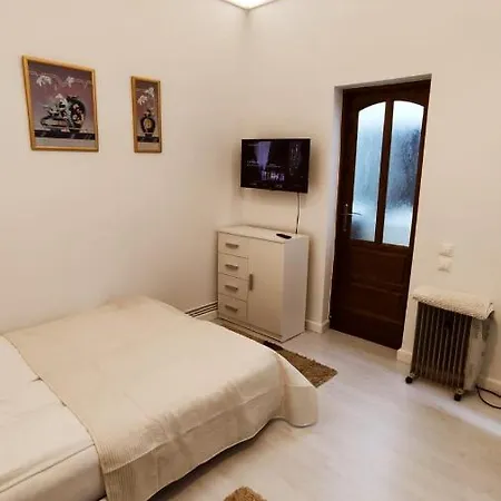 Apartment Center